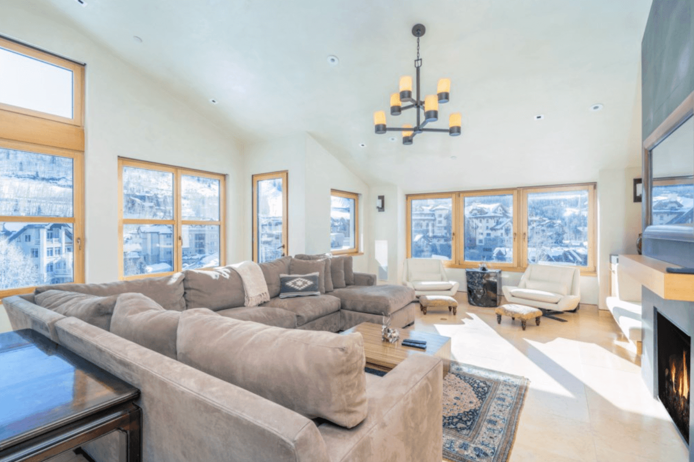 Penthouse at The Peaks, photo 2